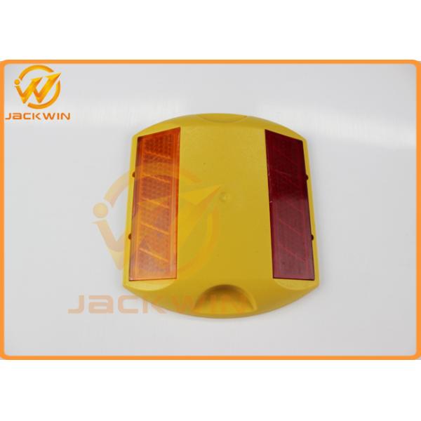 Double Side Plastic Reflective Road Studs Pavement Marker 20T Weight Capacity