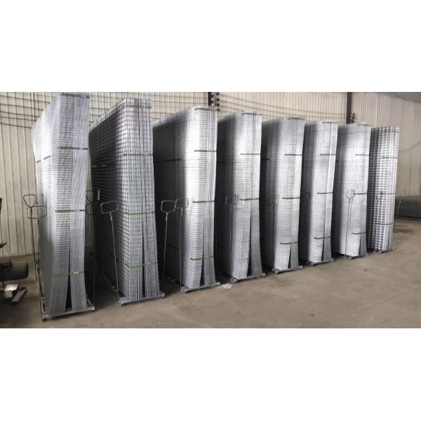 4 чернота отверстия гальванизировало сваренную панель ячеистой сети не ржавея