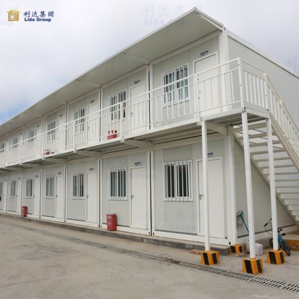 Earthquake Resistant Heat Insulated Waterproof Portable Container House for Remote Site Accommodation