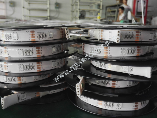 5050 rgb 5v plug pin led strip