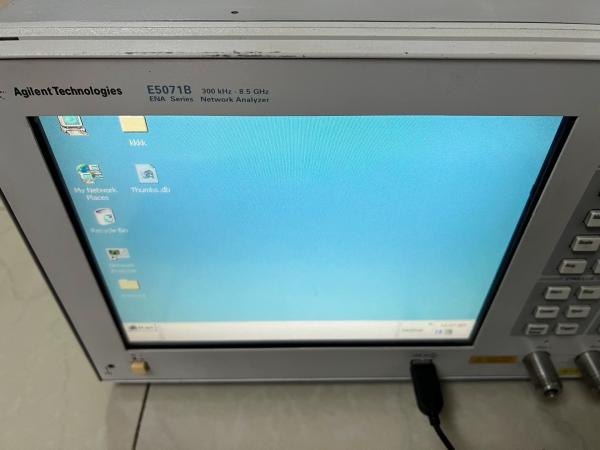 Agilent E5071B 8.5 GHz ENA Rf Vector Network Analyzer VNA Used