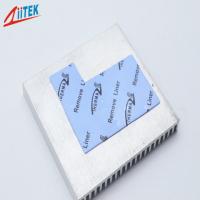 Almofada condutora térmica alta azul 2,95 g/centímetro cúbico do panellighht do diodo emissor de luz de TIF100-40-05S de gravidade específica 2.0W/mK