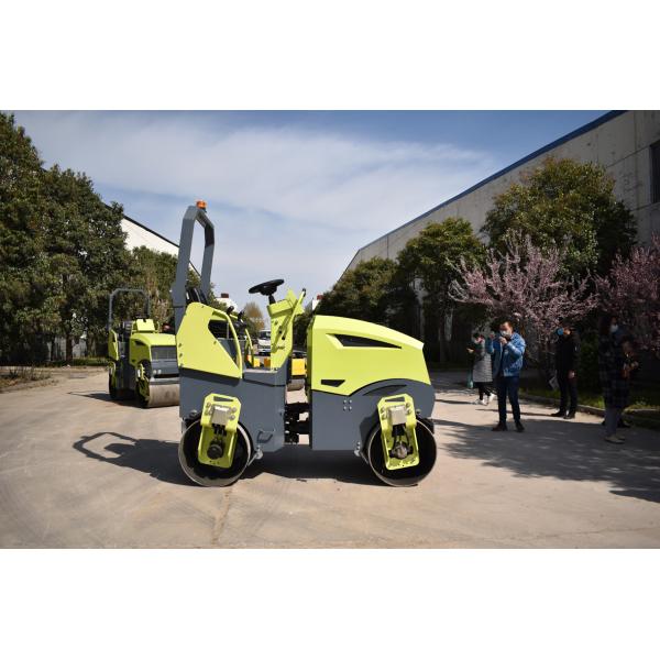 Fully Hydraulic 1.5 Ton 2 Ton Vibrating Road Roller Compactor