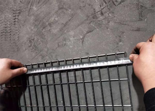 Pvc Coated Flat 3.0mm Welded Wire Mesh Fence 25X75mm For Fencing