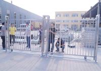 La poudre de H2.5m a enduit la clôture en métal de jardin de porte coulissante