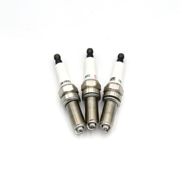 LDK7RTC Kia Hyundai NGK Spark Plugs 18843-10062 LKR6D10E