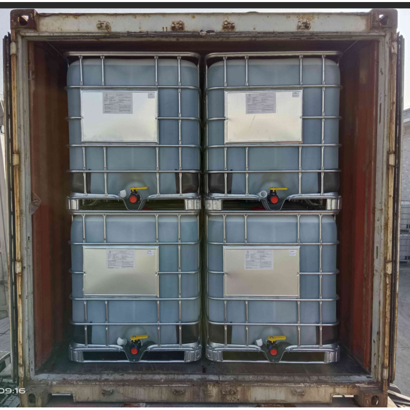 Vietnam Water Decoloring Agent 50% Buying from Vu Hoang Chemical and Environment Co.Ltd.