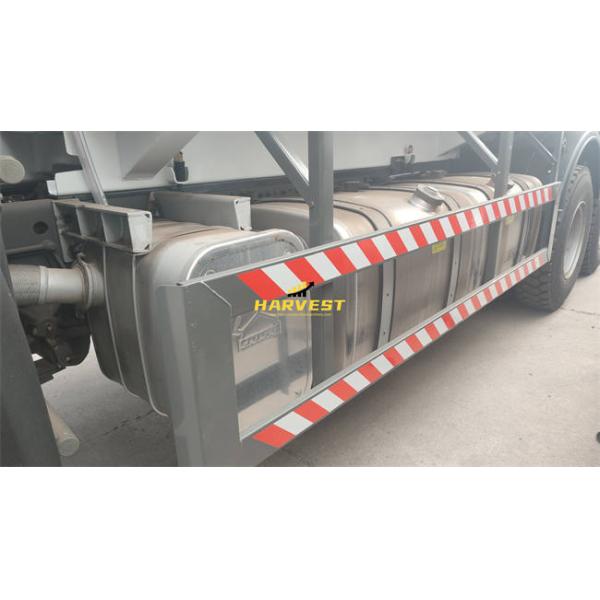 Автоцистерна для топлива отсеков Хово 6кс4 400хп 24м3 3 с трейлером масла 22м3