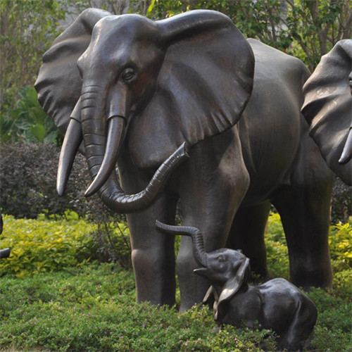 Fiberglass Garden Animal Sculptures Decorative Stone Elephant Garden Statue