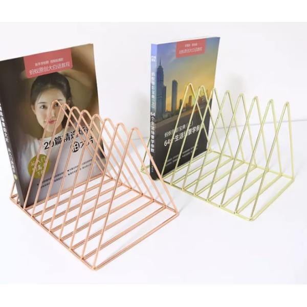 Книжные полки посуды нержавеющей стали металла треугольника настольные