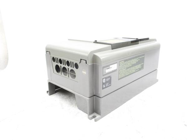 FR-Z240-2.2K-UL a entré la tension/tension de sortie est de 400 - 460 VCA, 3HP, COMMANDE à C.A. Z200 de Mitsubishi.