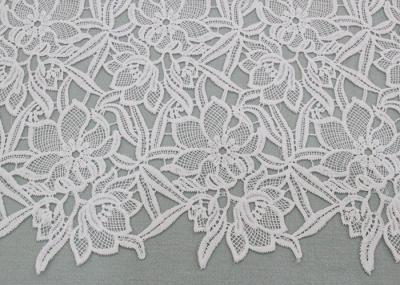 Tela bordada solúvel em água do laço do poliéster com laço floral para o desenhista do vestido