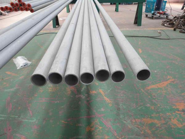 Super Duplex 2205 Pipe , Round Seamless Stainless Steel Tubing EN Standard