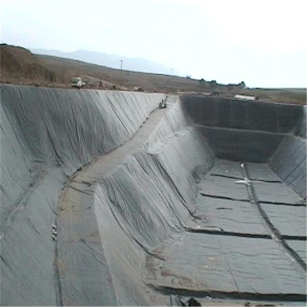 GM13 Geomembrana HDPE Liner para construção de lagoas de peixes e barragens em 0,5 mm 0,75 mm 1 mm