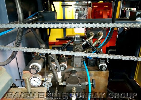 Sport Water Bottle Plastic Blow Moulding Machine High Production SRB50-2