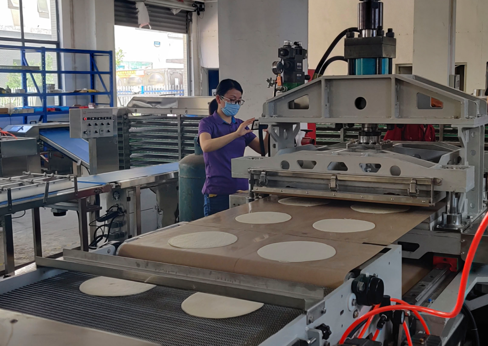 Cheap high capacity 2000pcs/h  Tortilla Maker Machine and tortilla product line