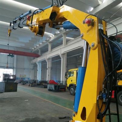 6M hidráulicos Folding Boom 2T Marine Cranes a pouca distância do mar