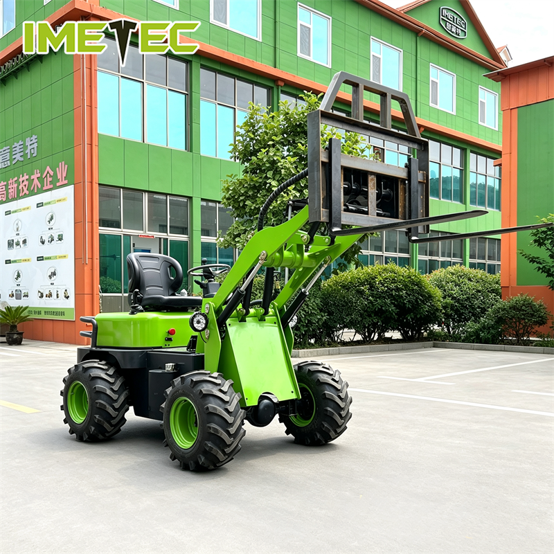 Multifunction Electric Telescoping Forklift Wheel Loader handler 650kg