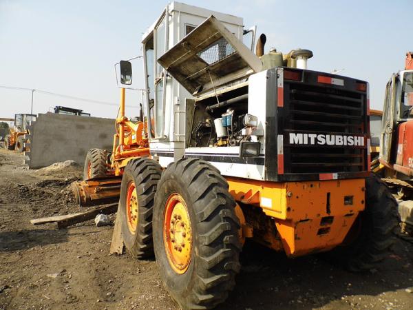 MG330 USED MITSUBISHI MOTOR GRADER FOR SALE ORIGINAL JAPAN USED MITSUBISHI MG330 GRADER