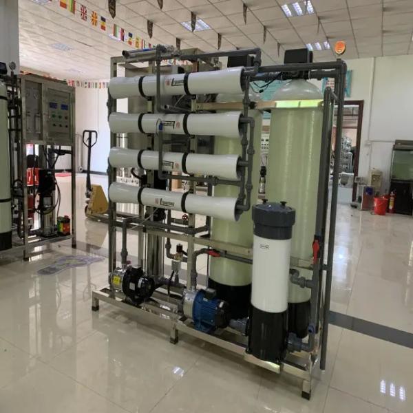 1TPH 2xFRP Tanks Reverse Osmosis Water Plant For Drinking / Farm / Irrigation