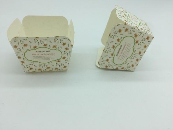 Eco - Friendly Square Cupcake Liners Paper Baking Cups Muffin Greaseproof Wedding Use
