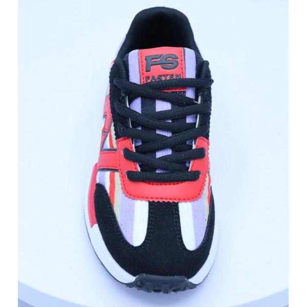 Sneaker shoes of cool classic sporty style, Air mesh lining and cushioned insole