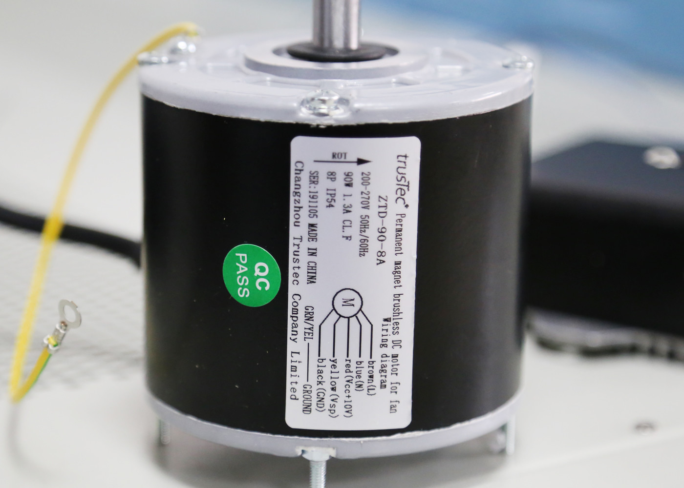 Электрический двигатель Dc Sensorless Bldc 200w переменной скорости безщеточный в центробежном вентиляторе