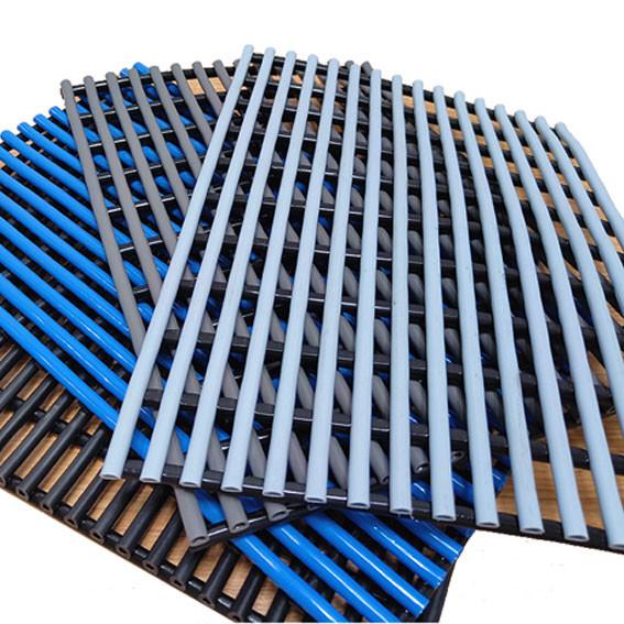 ポリ塩化ビニールSlipproofの床のマット11mm - 12mmの高い耐久性