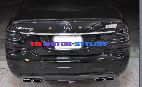 Крыло волокна углерода серии AMG BENZ W221 НОВОЕ s