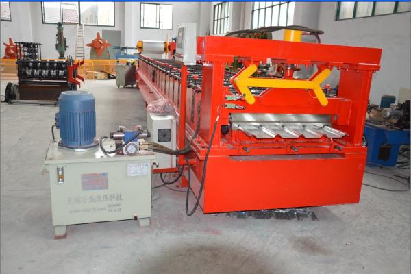 Thick Galvanized Steel Roof Panel Roll Forming Machine with Chain Driving System
