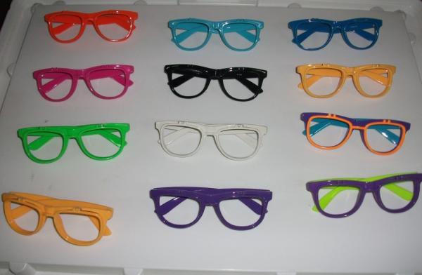 Fashionable Flip UP Diffraction Rainbow 3D Fireworks Glasses Plastic For Holidays
