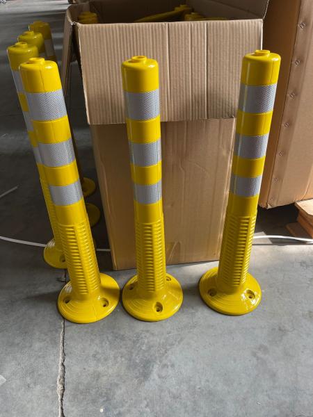 Spring Parking Sign Post Road Safety Flexible PU Screw Thread Parking Lot Sign Posts