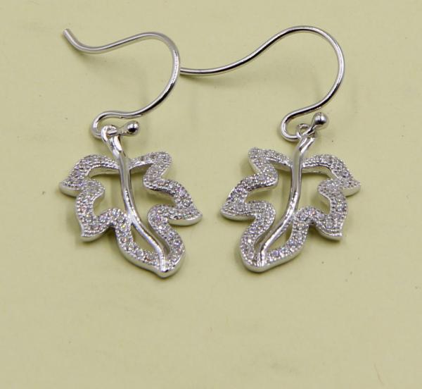 Dancing Flower Earring Elegant 2-5 Gram Sterling Silver Stud Earrings With CZ Stones Girl Sterling Silver Earrings  Drop