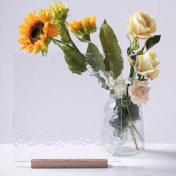Gradient Sandblasted Embossed Decorative Privacy Glass Panel Interior Wall Partition Application