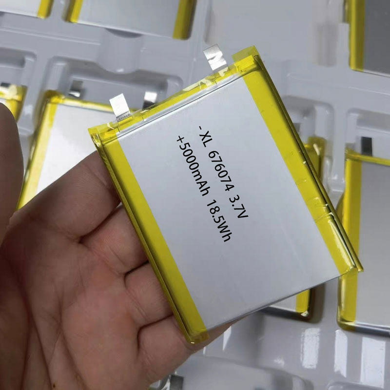 High Capacity 676074 3.7V 5000mAh Li-Polymer Battery Stable Voltage for Electronic Equipment