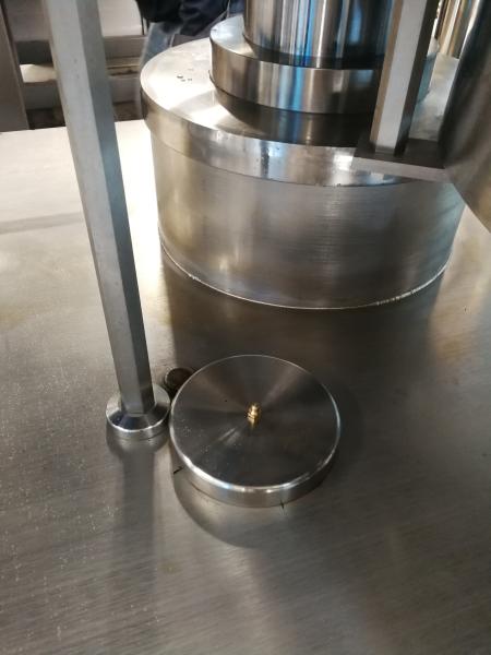 Stainless Steel Automatic Bottle Filling Machine High Speed Pure Water Producing