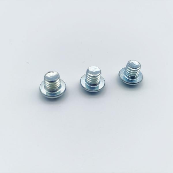 DIN Stanard acier au carbone Zinc Finition hexagonale