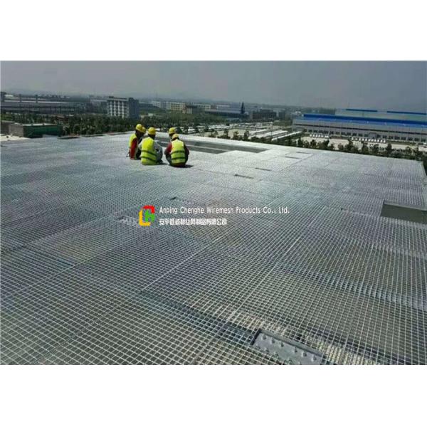 Hot Dipped Galvanized Serrated Grating 3' × 20' Size Bright Surface For Stairs