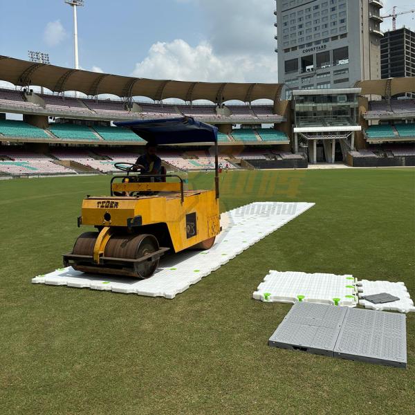 Outdoor PP Plastic Portable Event Flooring Turf Protection Banquet Stadium Tent Flooring