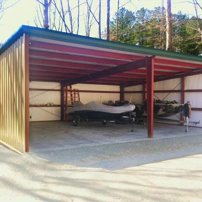 Garaje prefabricado con estructura de acero Q355 y puertas correderas