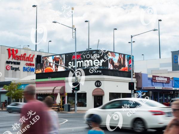 900w/M2 Ave Outdoor Full Color LED Screen 10mm For Advertising Messages