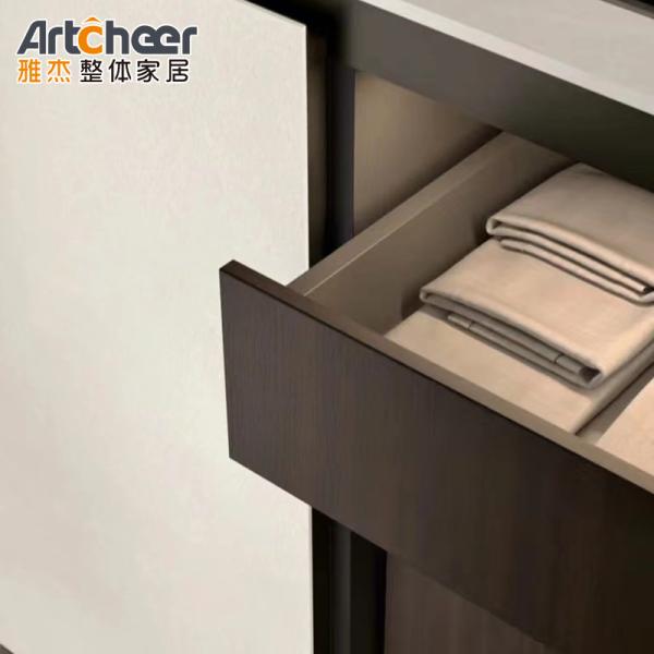 Armários de base Armário de cozinha com estilo italiano Ilha e Quartz Stone Table Top