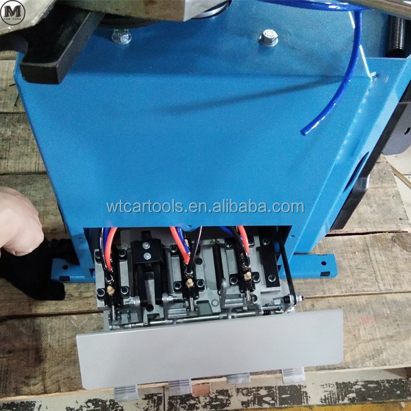 Мощный 1,1 кВт двигатель автомобильного шинного переменника 220В наклоняется назад с помощью рук