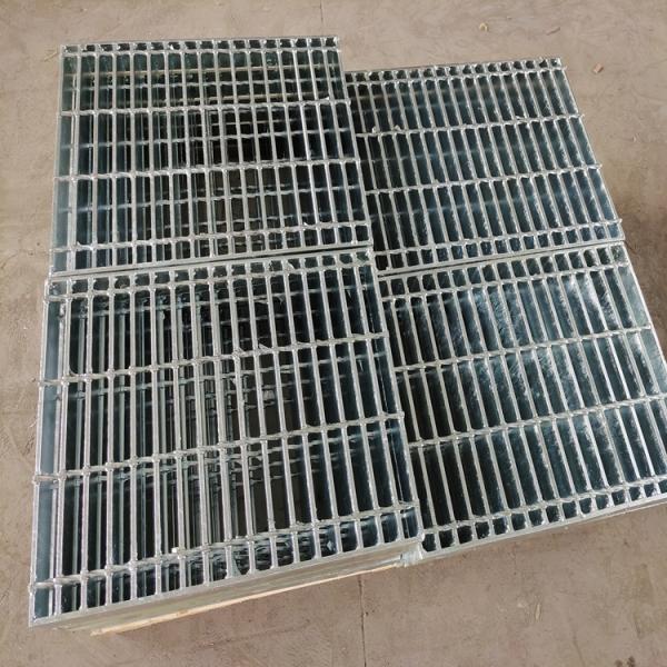 пресса плоской машины 5 100X30 x сварила гальванизированную стальную решетку