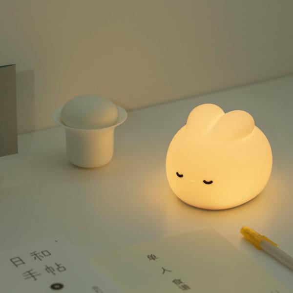 Lâmpada de noite de coelho para crianças Lâmpada linda Lâmpada de 16 cores Toque de silicone para crianças Lâmpada para crianças Lâmpada USB recarregável