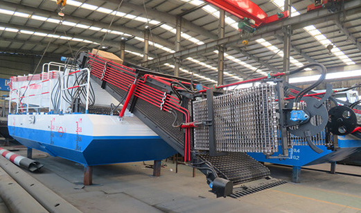 Keda Custom Aquatic Weed Harvester with 45 kW Engine, 2m Mowing Width, and Full Hydraulic Drive