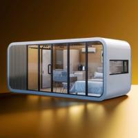 Maison Apple Pod étanche au bord du lac personnalisable avec balcon