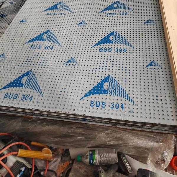 Perforated Stainless Steel Metal Sheet Plate SUS304 SUS316L SUS310S SS Sheet With Holes