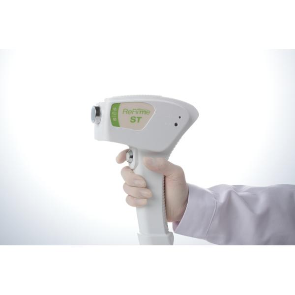 Stable Performance Laser Hair Removal Machine , 808 Laser Hair Removal Device Painless Type