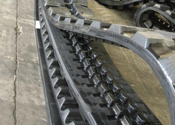 Kubota Replacement Excavator Rubber Tracks For Kx120.5 Size 500 X 92 X 84mm